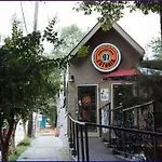 Majic Cottage